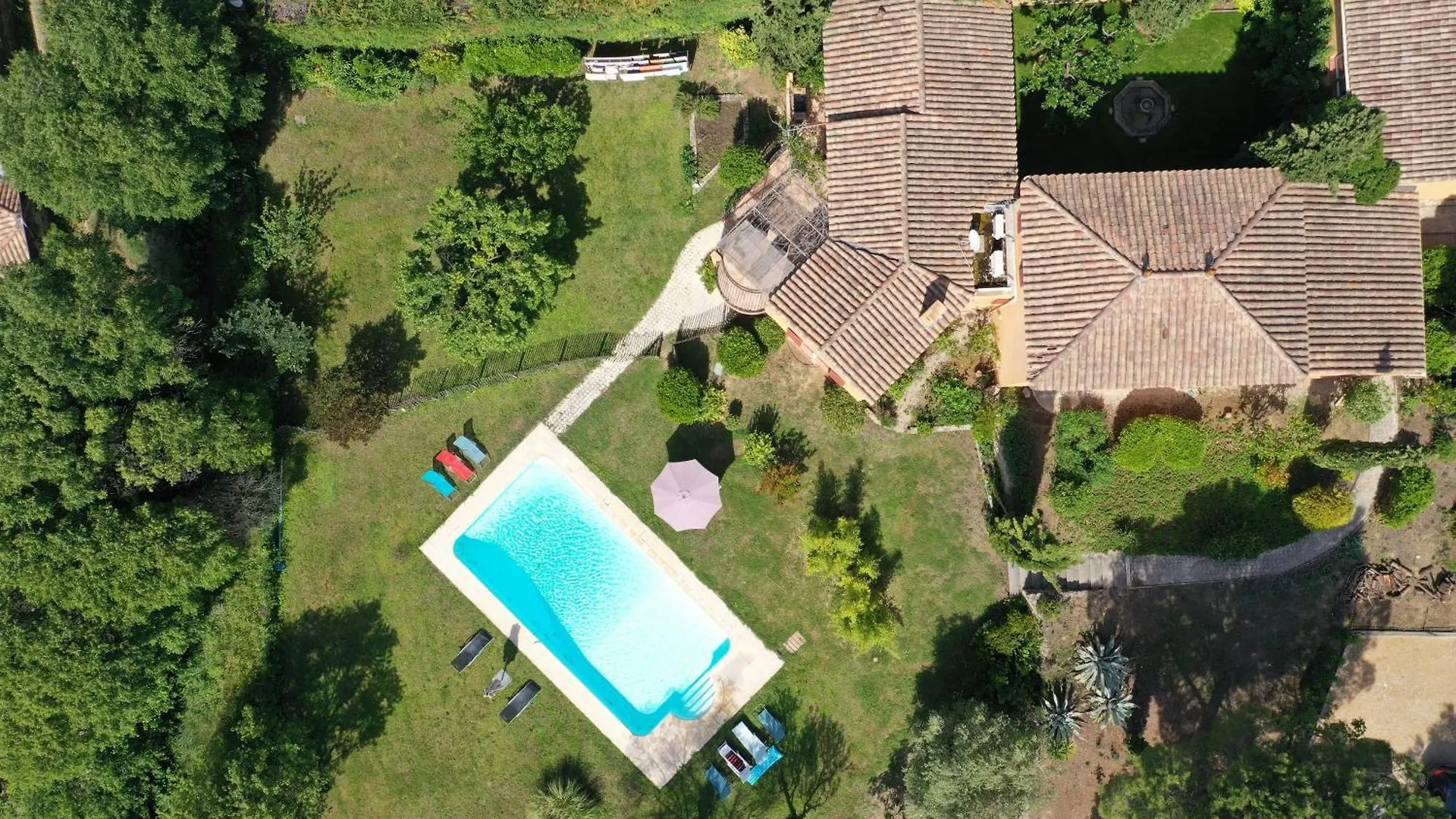 Magnifique Villa Avec Piscine Cadenet 0*,