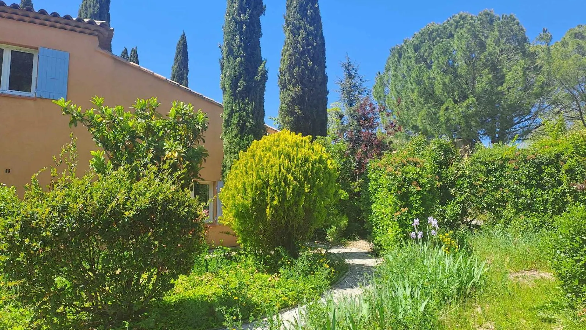 Magnifique Villa Avec Piscine Cadenet